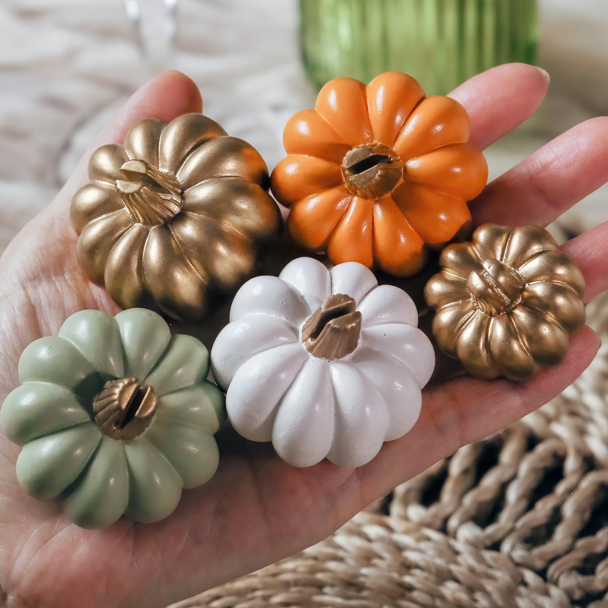 Thanksgiving table decor - pumpkin place card holders