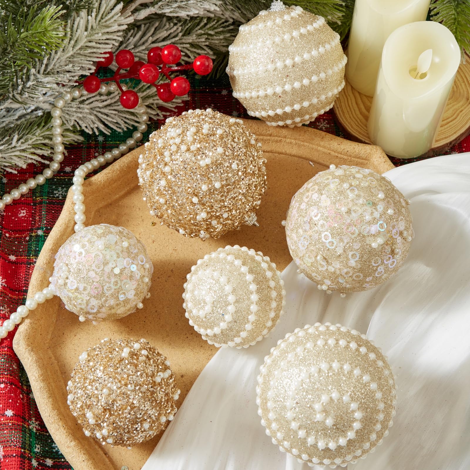 sparkling Christmas ball ornaments