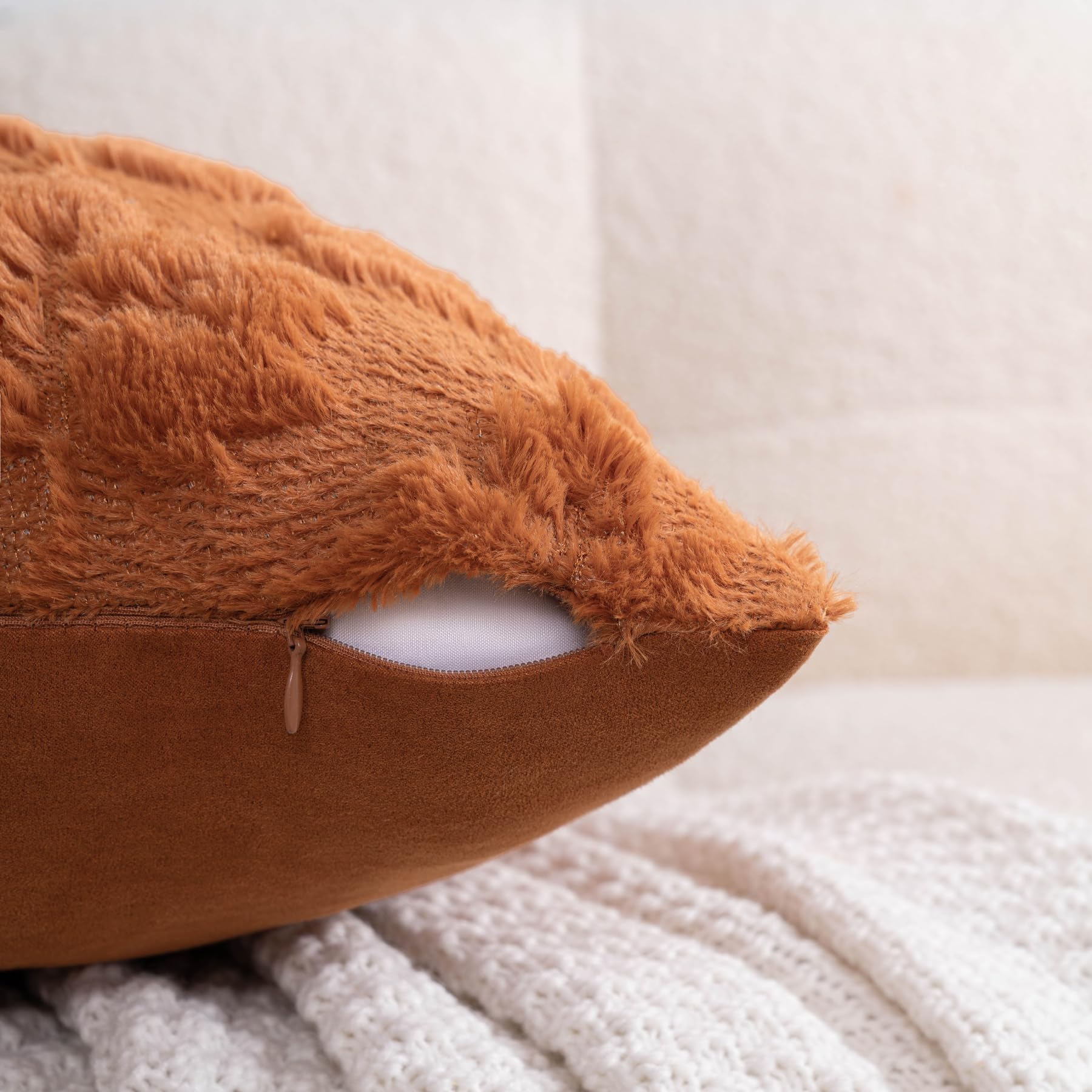 hidden zipper on pillow cover