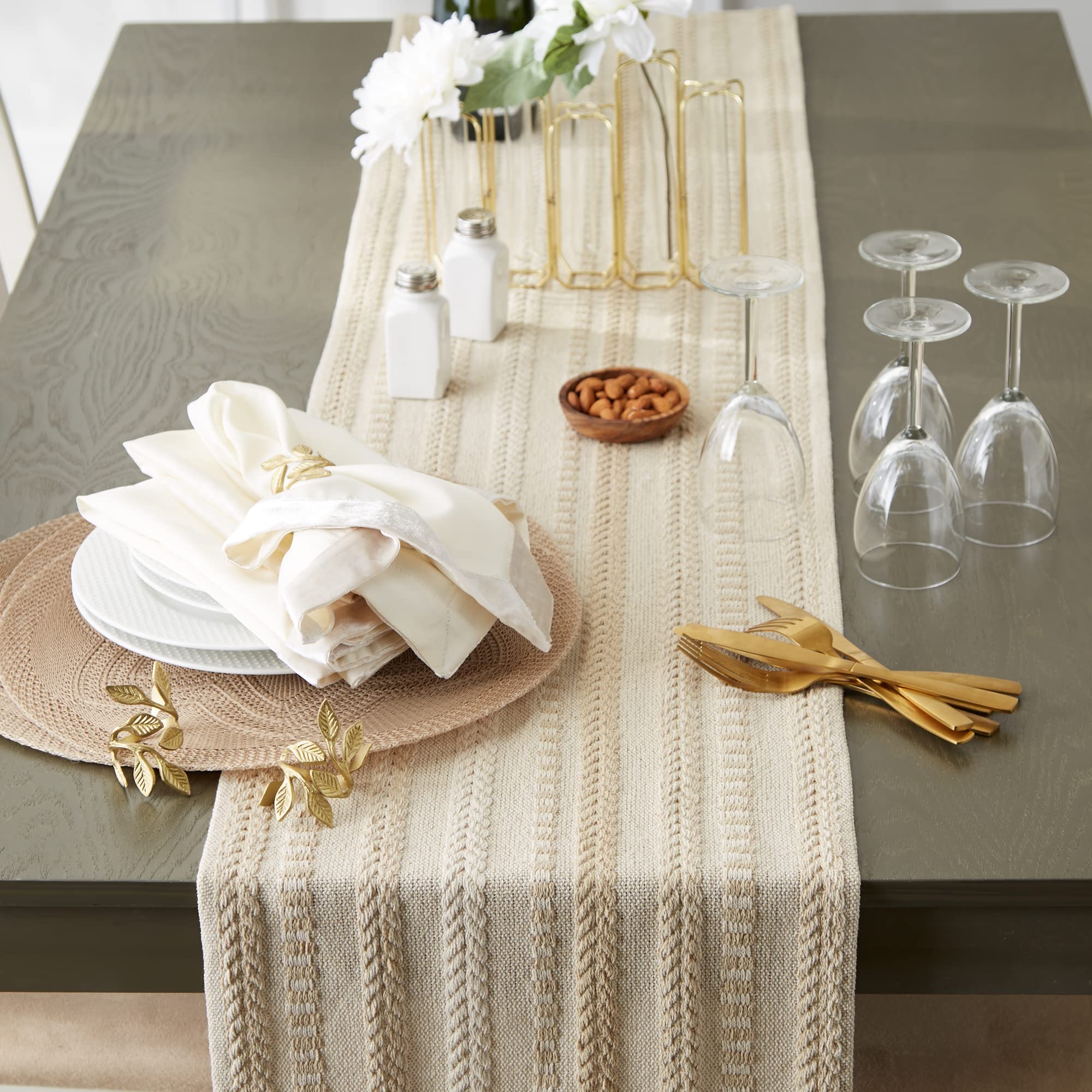 farmhouse table decor - neutral braided farmhouse table runner