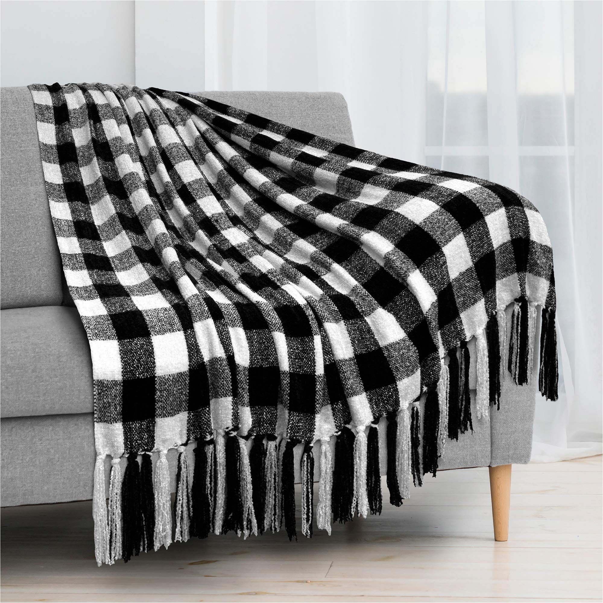 Chenille Black and White Buffalo Plaid Checkered Knit Throw Blanket for Indoor Fall Decor