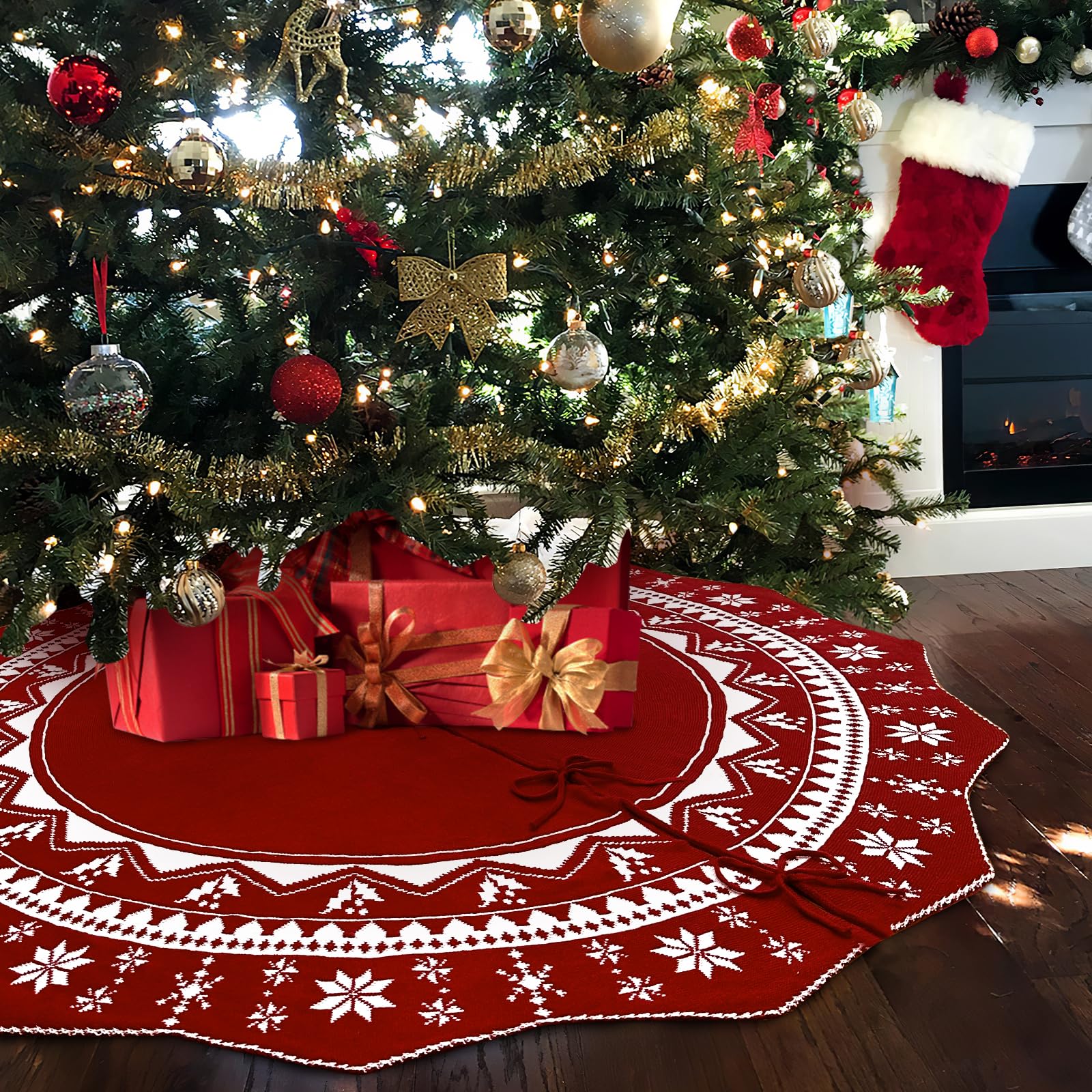 60 Inch Knit Red and White Poinsettia Pattern Christmas Tree Skirt