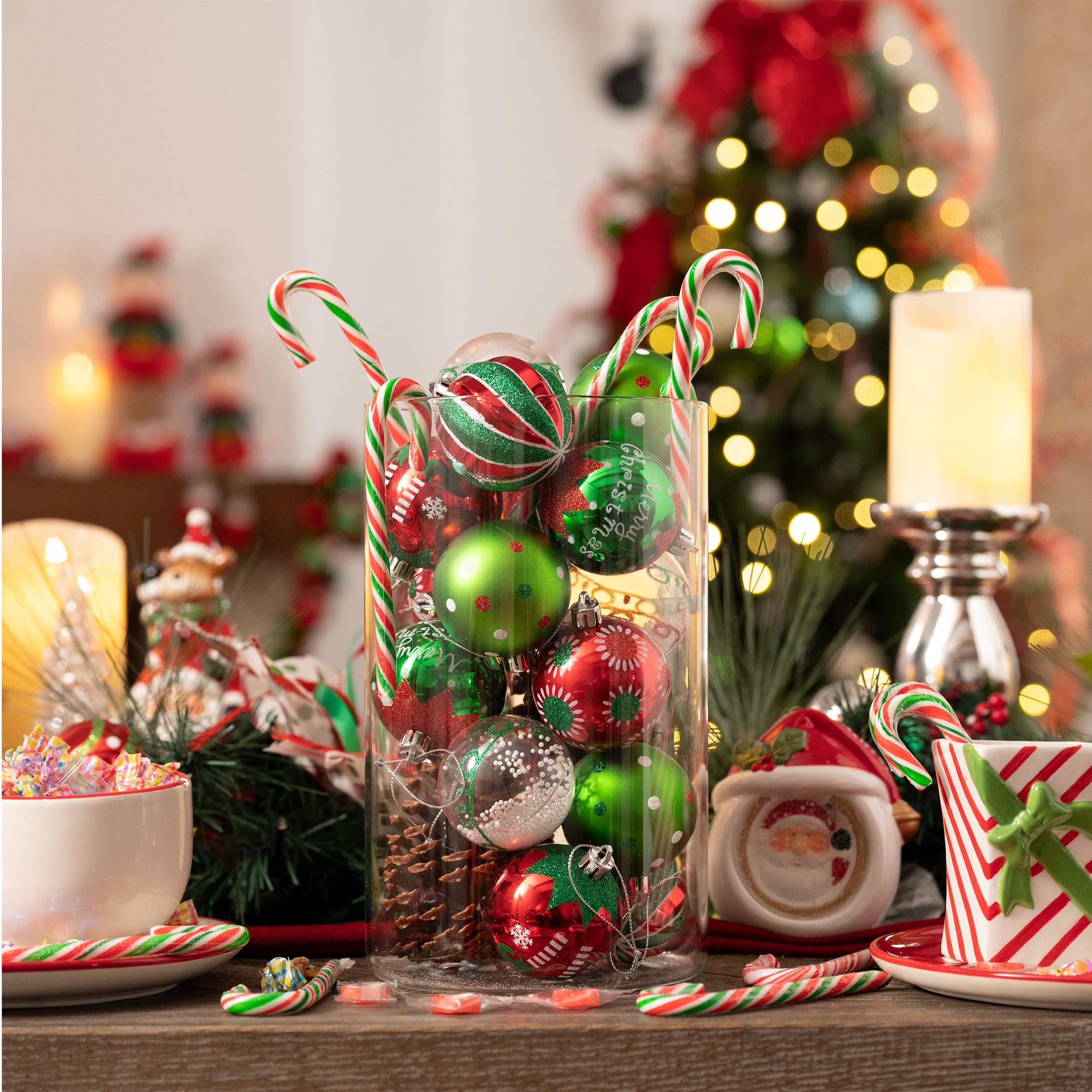 red and green ornaments centerpiece idea - Christmas table decor