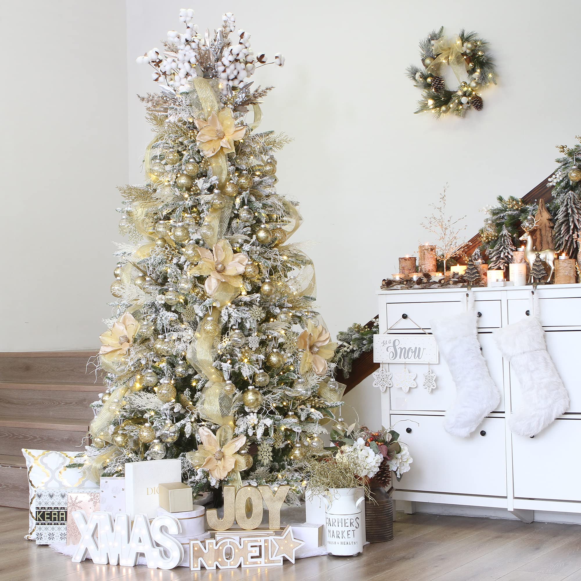 Indoor Christmas decorations