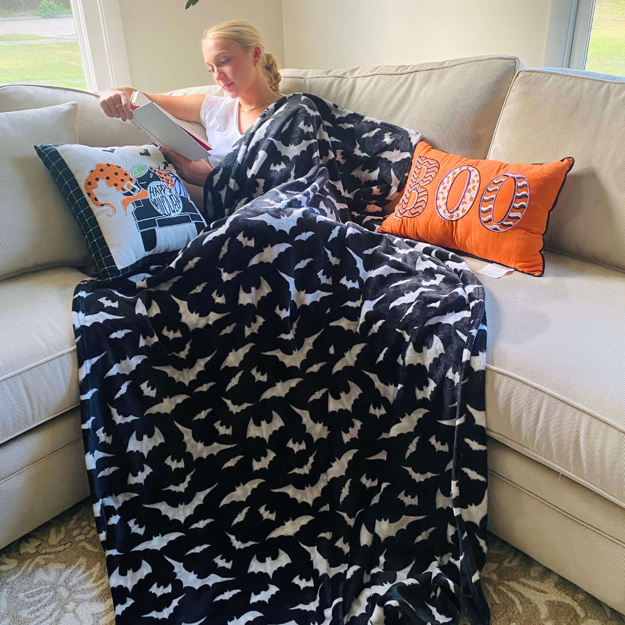 plush halloween throw blanket with bat pattern