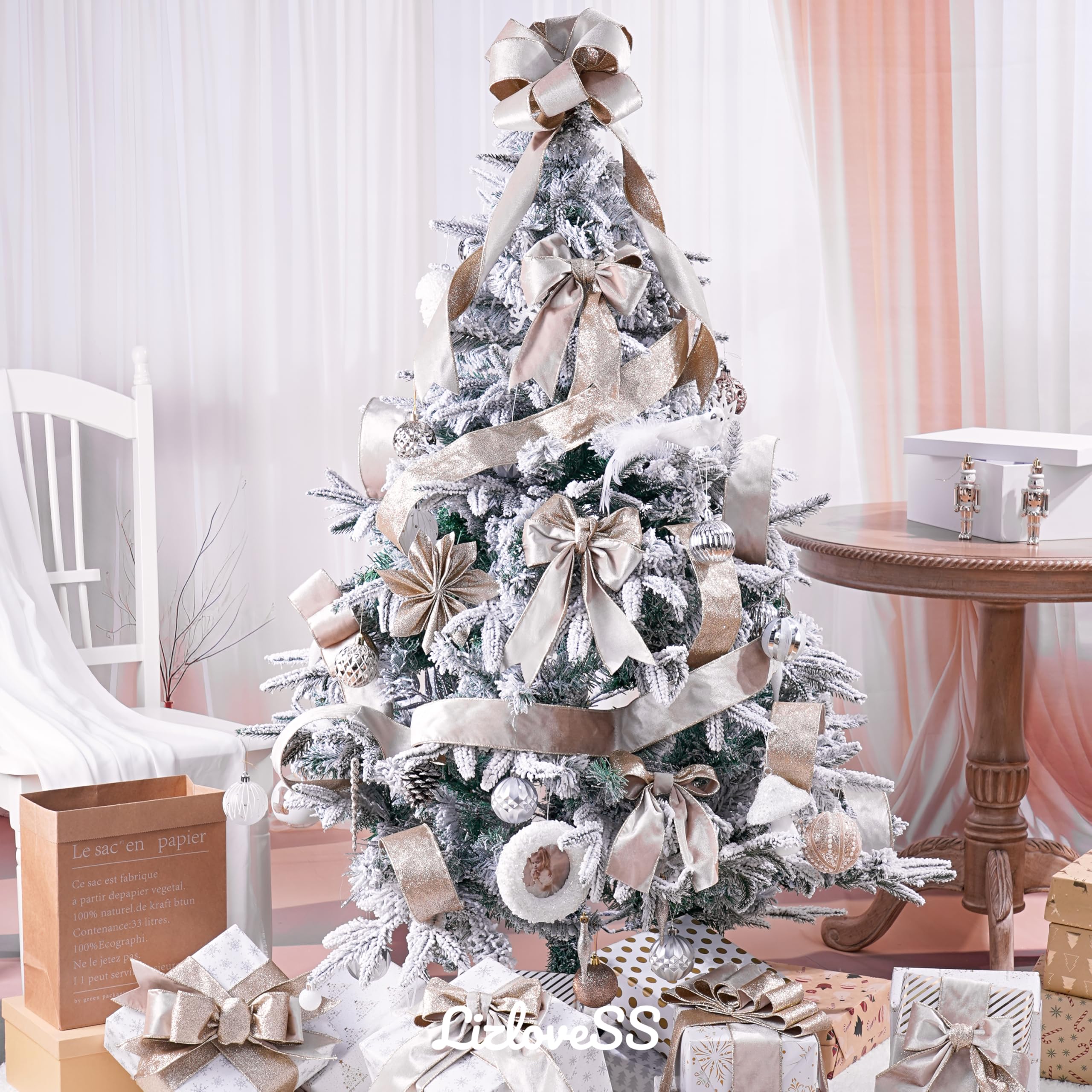 Christmas tree champagne ribbon