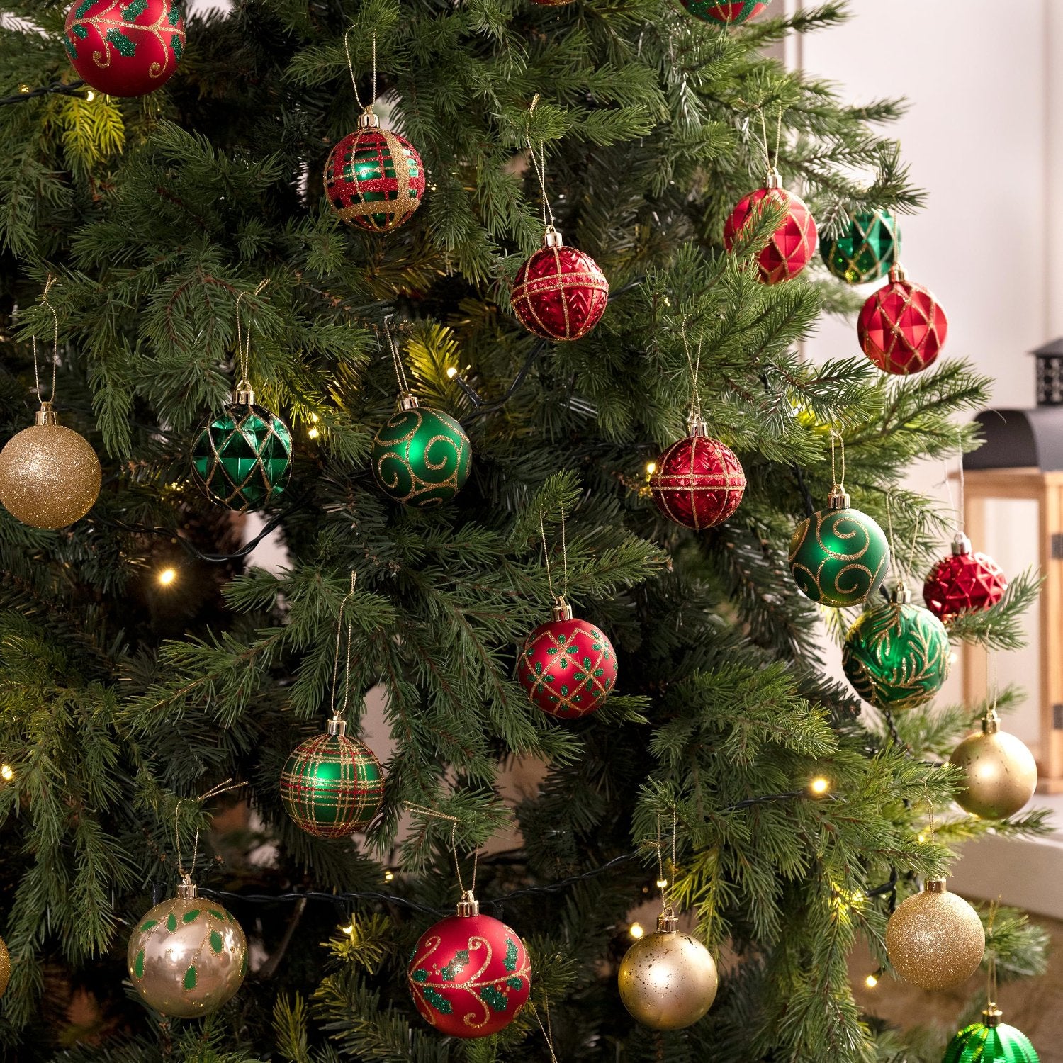 Valery Madelyn Red Green and Gold Christmas Tree Ornaments Set