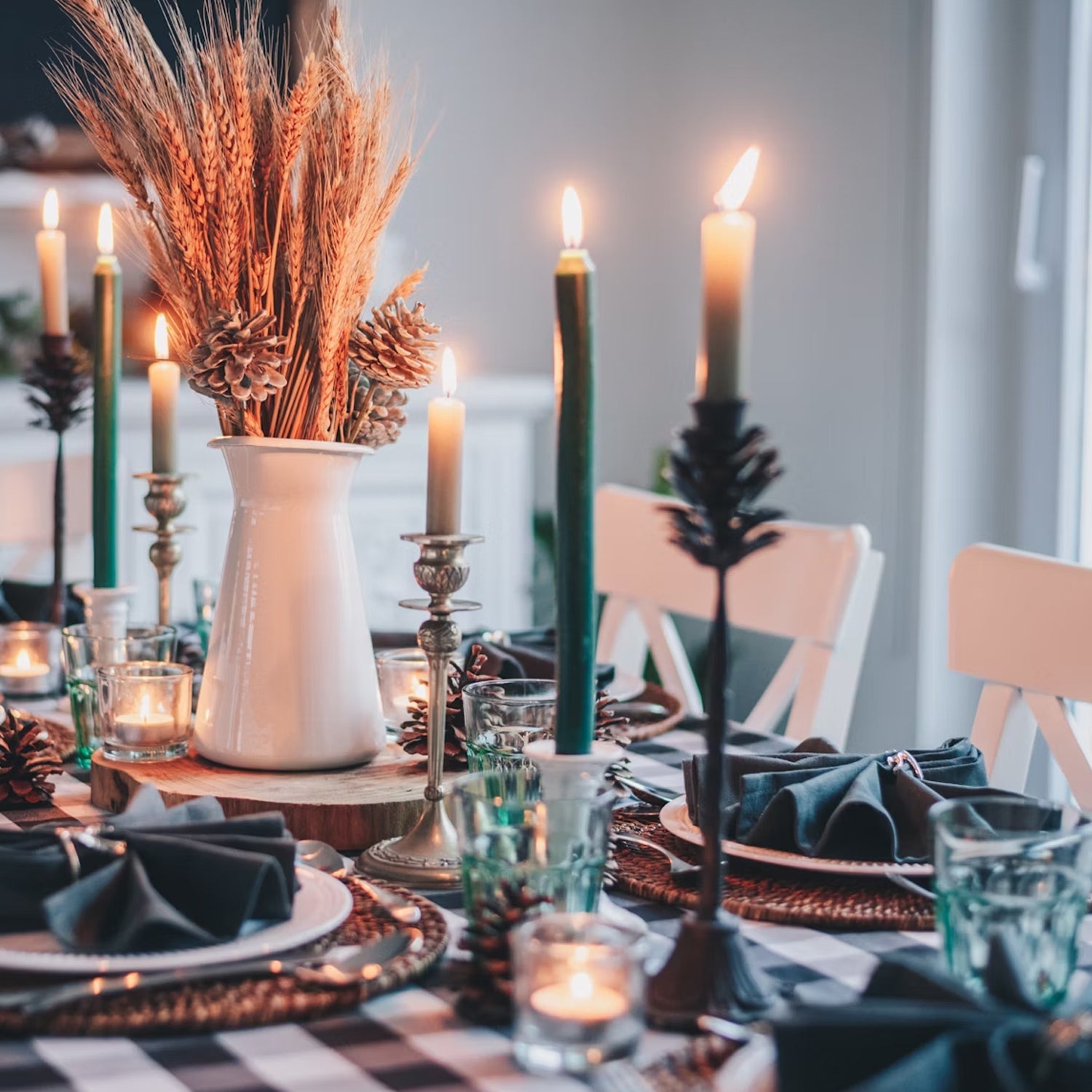 Thanksgiving table decor