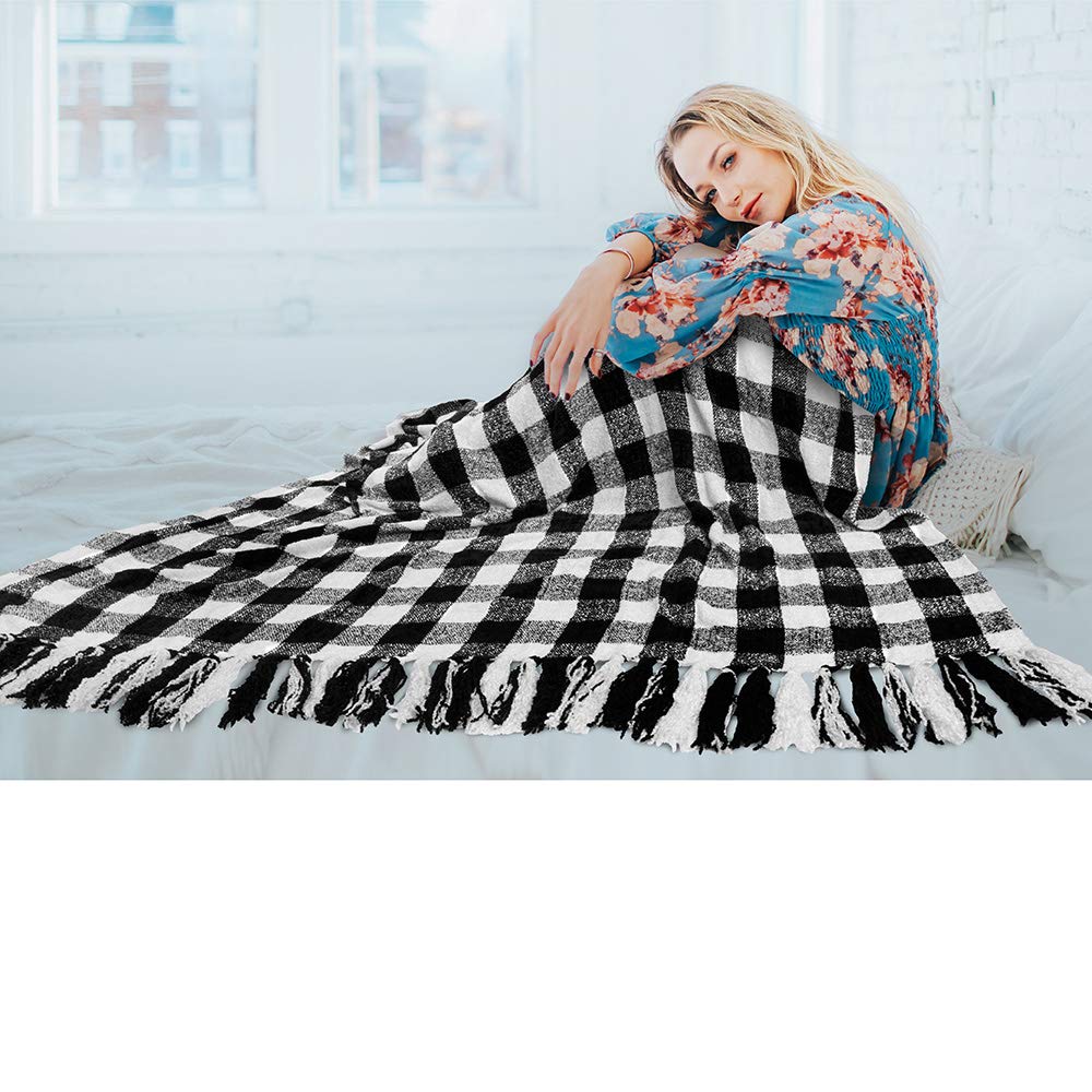 Soft Chenille Black and White Buffalo Plaid Checkered Knit Blanket