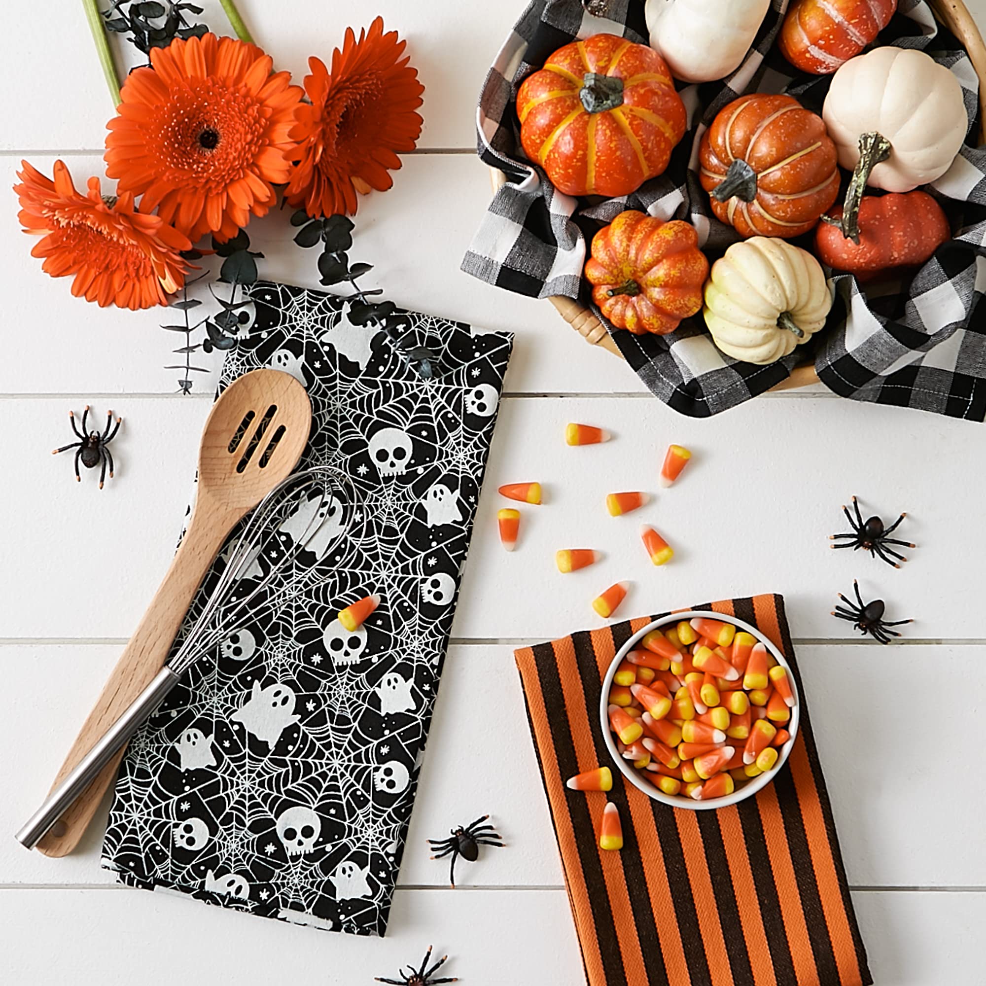 Halloween Hand Towels for The Kitchen, Haunted Objects, 2 Count