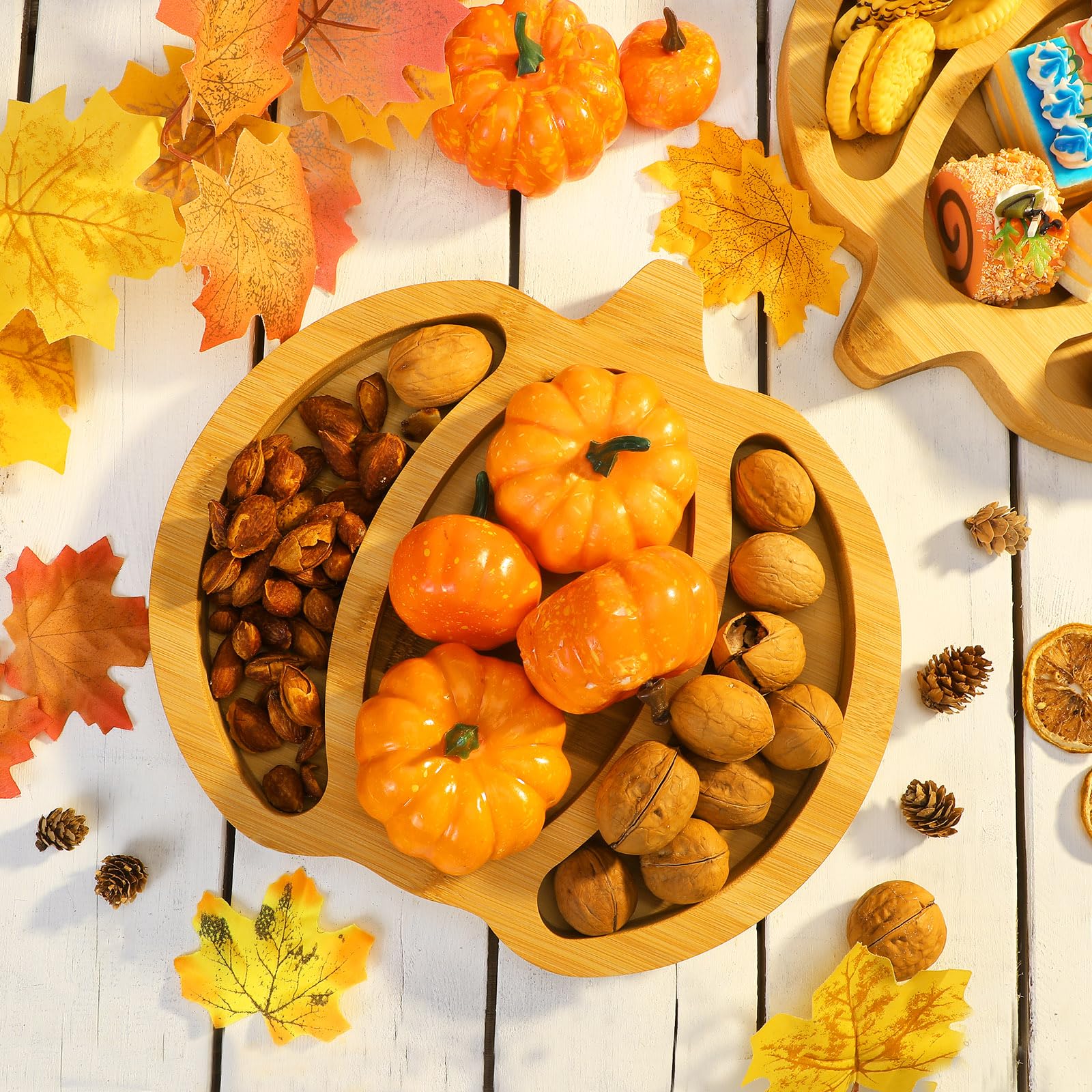 2 Pcs Paw Pumpkin Shaped Bamboo Serving Tray