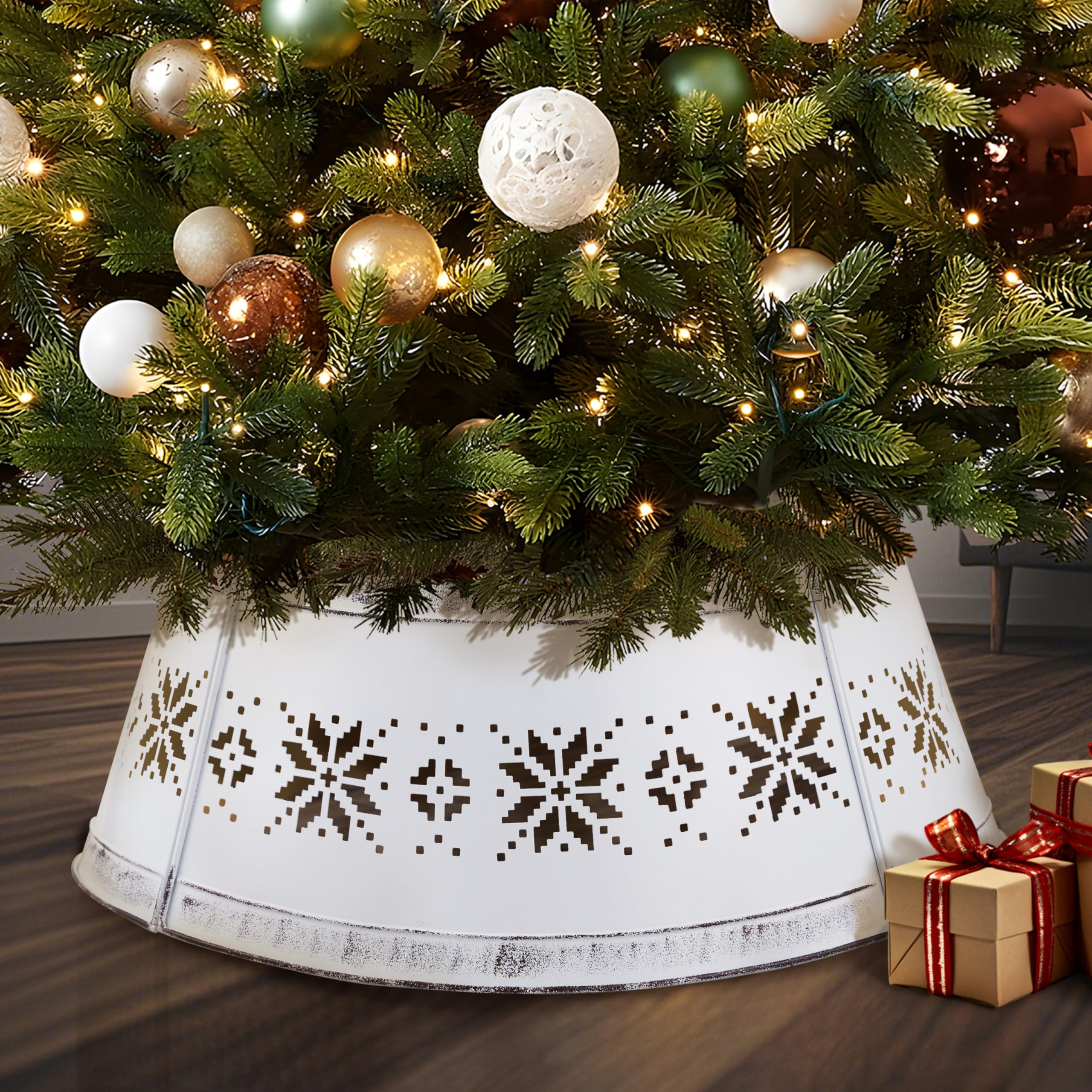 23" White Snowflake Meta Christmas Tree Collar